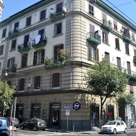 I Re Di Napoli B&B Bed & Breakfast *