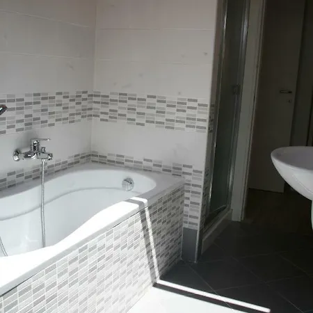 Bed & Breakfast I Re Di Napoli B&B