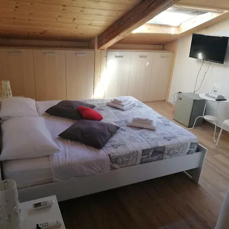 Bed & Breakfast I Re Di Napoli B&B Naples